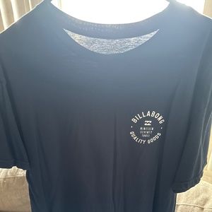 Men’s Billabong tshirt